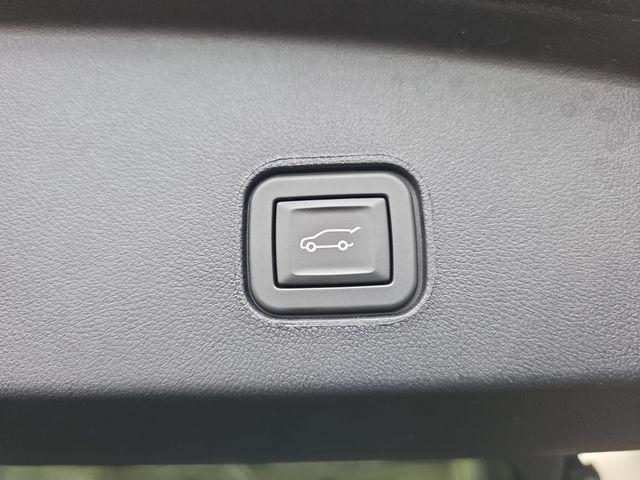 2024 Cadillac iQ Luxury w/1SD