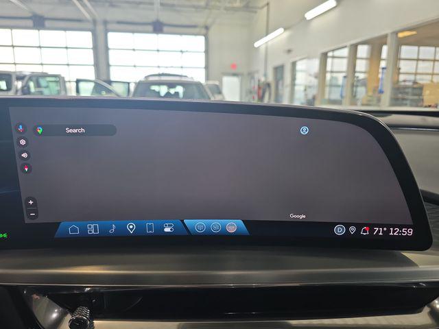 2024 Cadillac iQ Luxury w/1SD