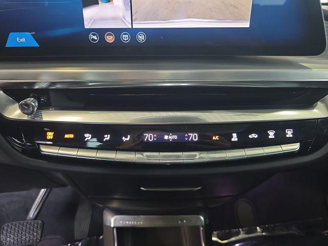 2024 Cadillac iQ Luxury w/1SD