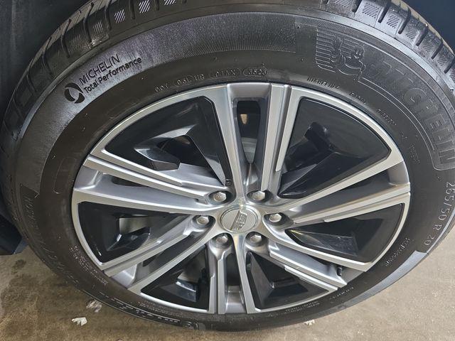 2024 Cadillac iQ Luxury w/1SD