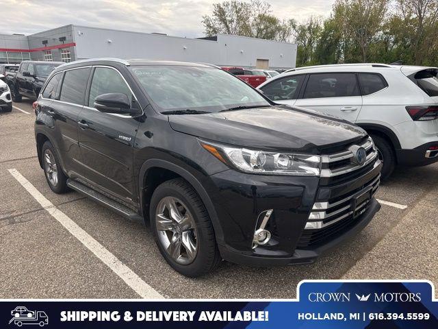 2019 Toyota Highlander Limited Platinum Hybrid 4x4's photo