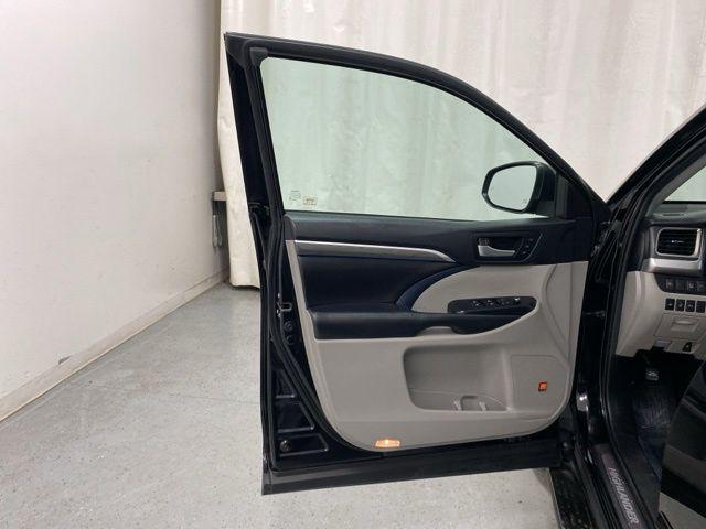 2019 Toyota Highlander Limited Platinum - Photo 27