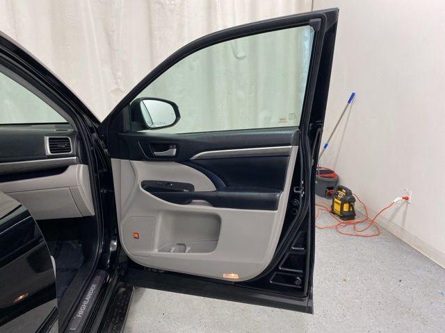 2019 Toyota Highlander Limited Platinum - Photo 33