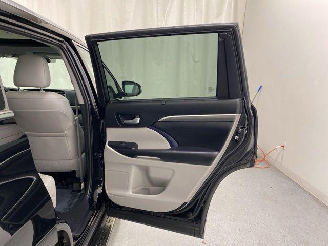 2019 Toyota Highlander Limited Platinum - Photo 37