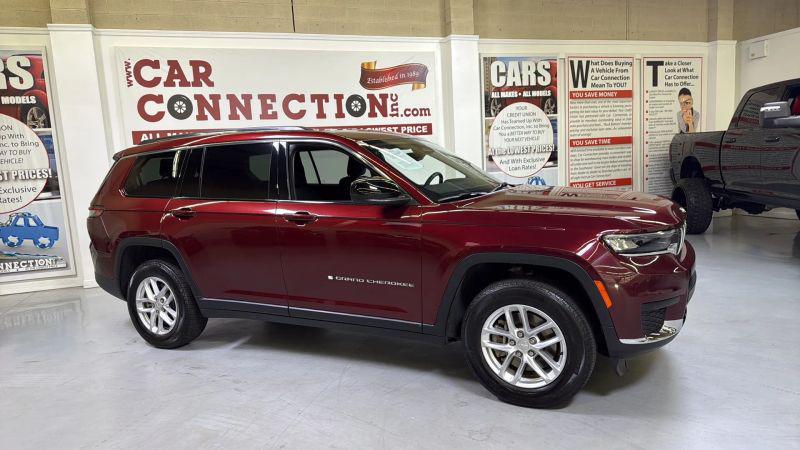 2023 Jeep Grand Cherokee L Laredo 4x2