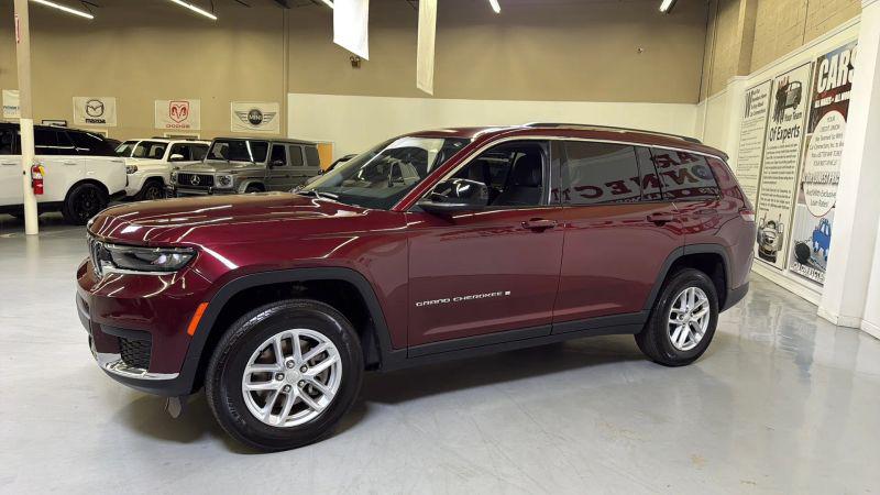 2023 Jeep Grand Cherokee L Laredo 4x2