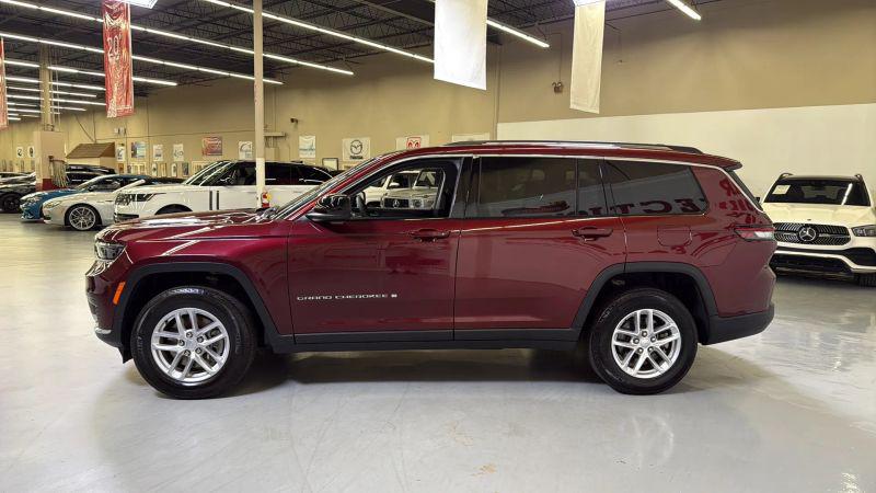 2023 Jeep Grand Cherokee L Laredo 4x2