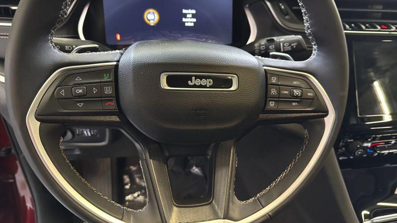 2023 Jeep Grand Cherokee L Laredo 4x2