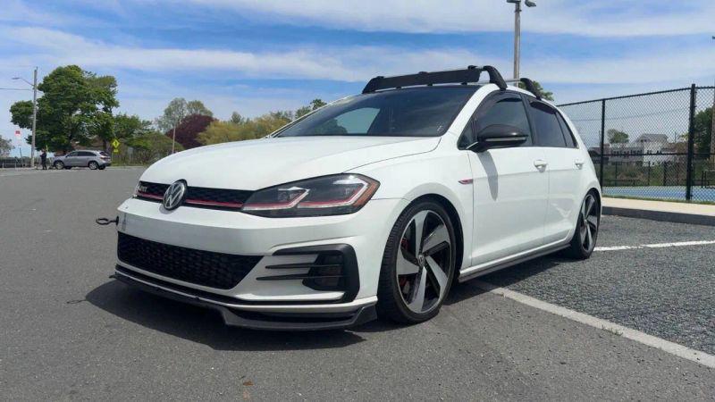 2019 Volkswagen Golf GTI 2.0T SE