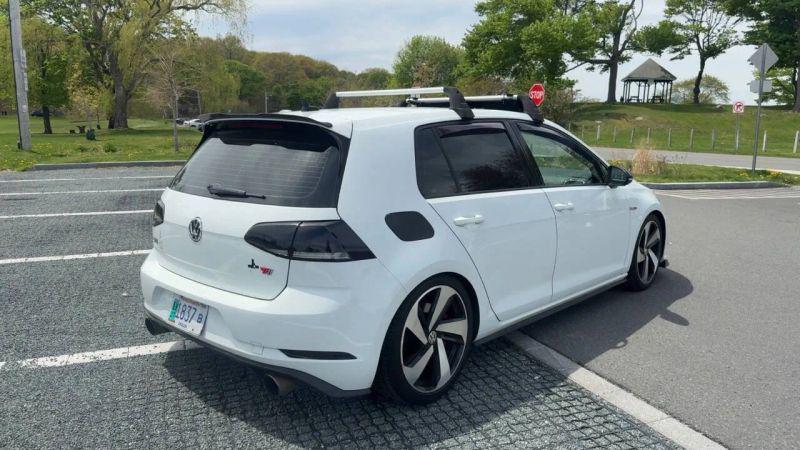 2019 Volkswagen Golf GTI 2.0T SE
