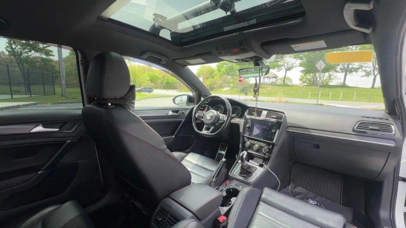 2019 Volkswagen Golf GTI 2.0T SE