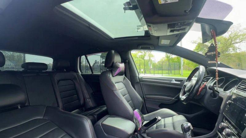2019 Volkswagen Golf GTI 2.0T SE