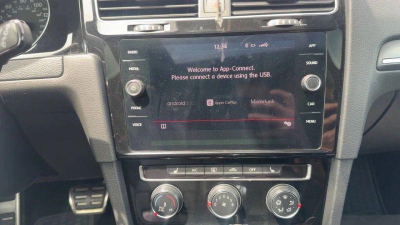 2019 Volkswagen Golf GTI 2.0T SE