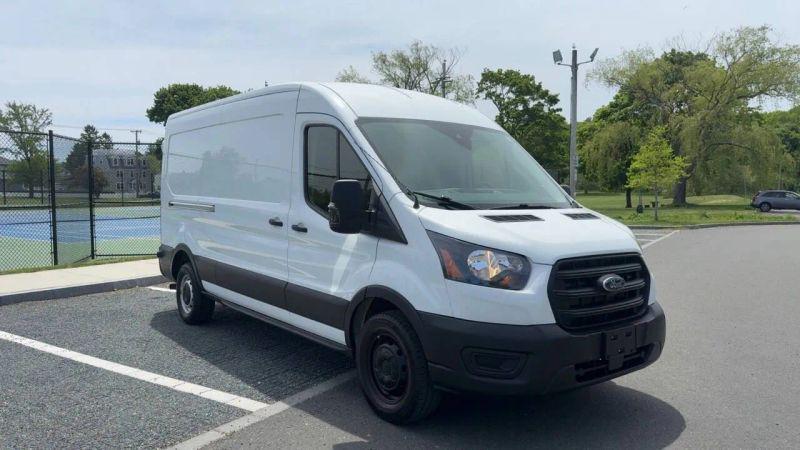 2020 Ford Transit Cargo Van Medium Roof w/LWB
