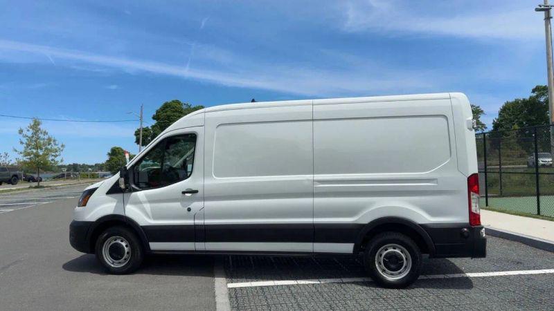 2020 Ford Transit Cargo Van Medium Roof w/LWB