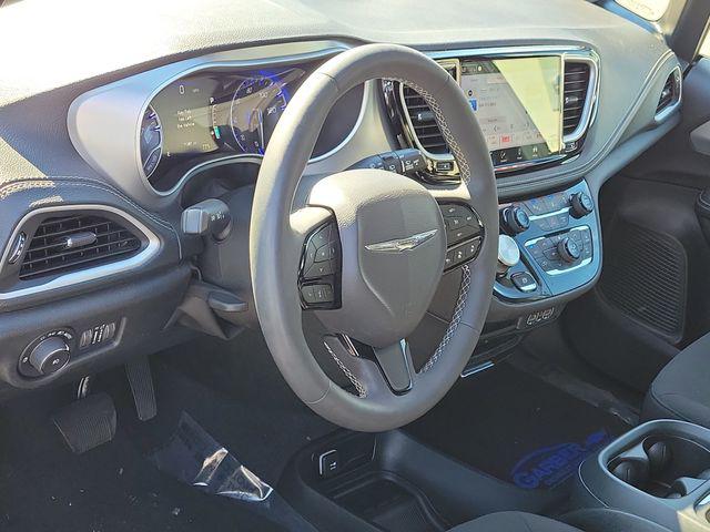 2023 Chrysler Pacifica Touring