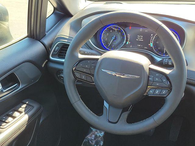 2023 Chrysler Pacifica Touring