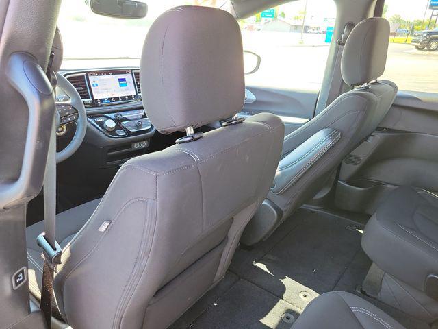 2023 Chrysler Pacifica Touring