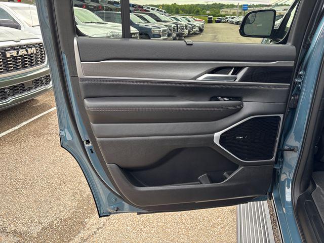 2026 Jeep Grand Wagoneer Limited Reserve 4x4