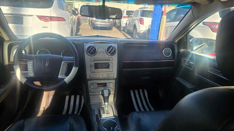 2009 Lincoln MKZ Base