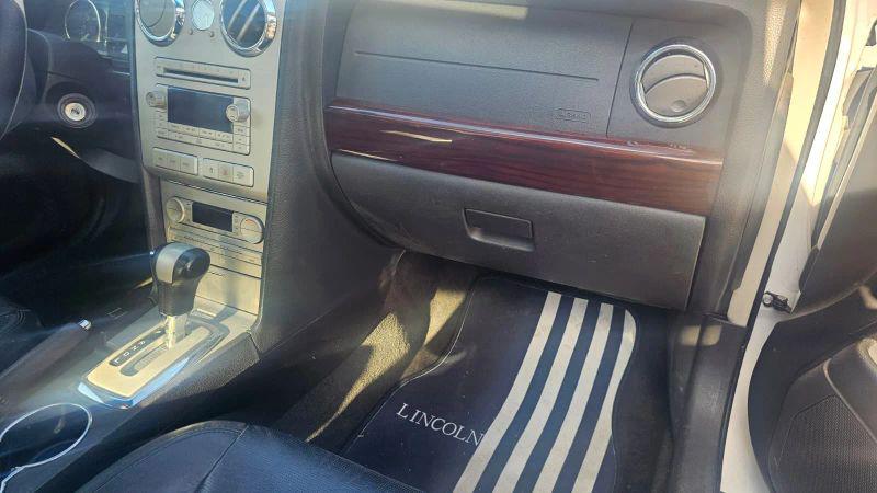 2009 Lincoln MKZ Base