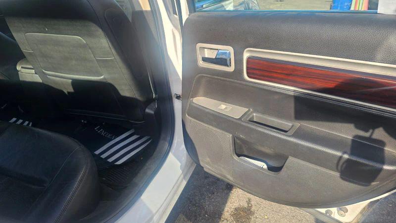 2009 Lincoln MKZ Base