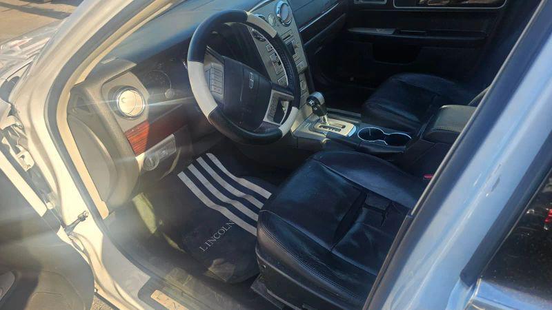 2009 Lincoln MKZ Base