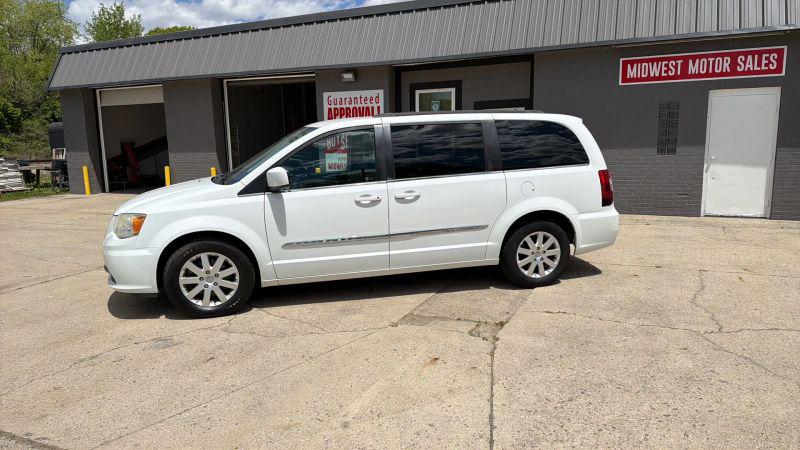 2014 Chrysler Town & Country Touring