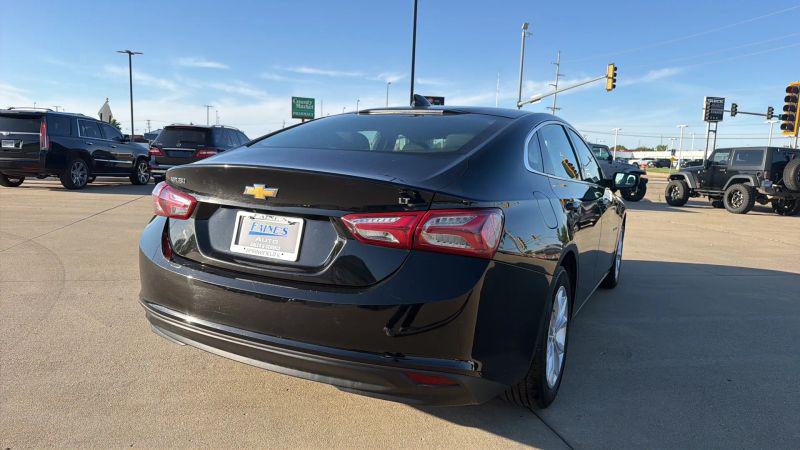 2020 Chevrolet Malibu FWD LT