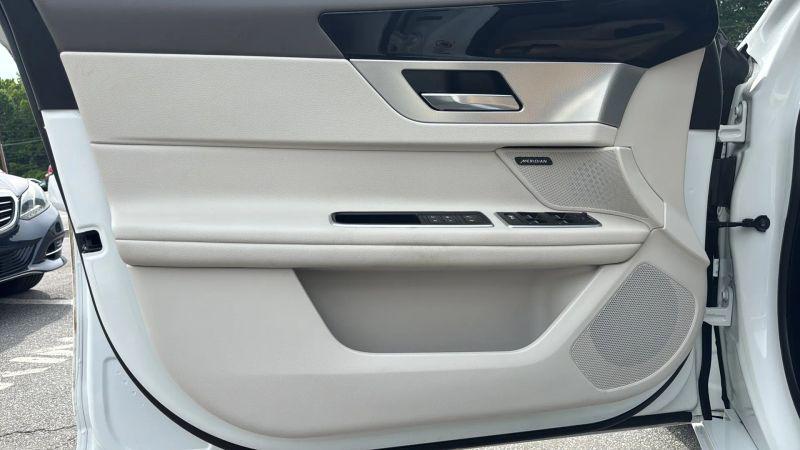 2017 Jaguar XF 20d Premium