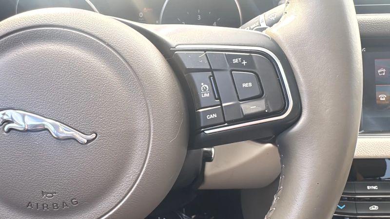 2017 Jaguar XF 20d Premium