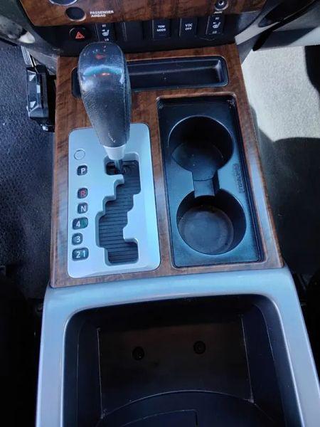 2010 Nissan Titan LE