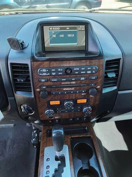 2010 Nissan Titan LE