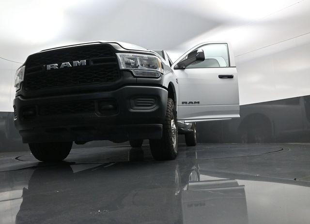2020 Ram 3500 Tradesman Crew Cab 4x4 8' Box