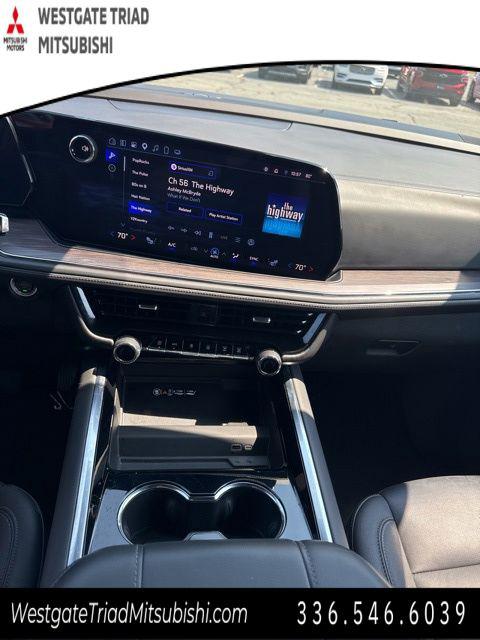 2025 Chevrolet Suburban 4WD Z71