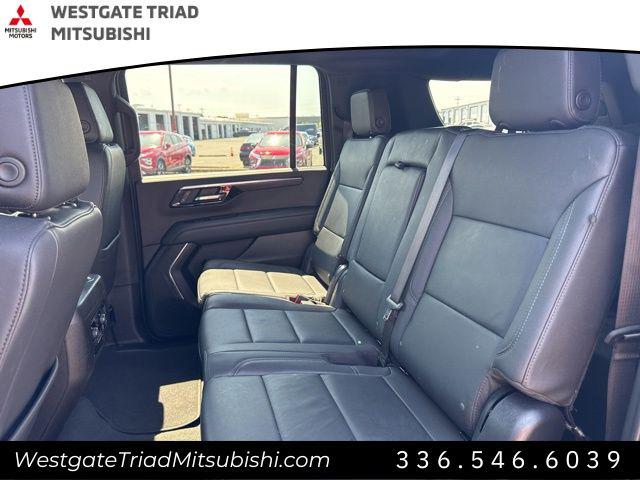 2025 Chevrolet Suburban 4WD Z71