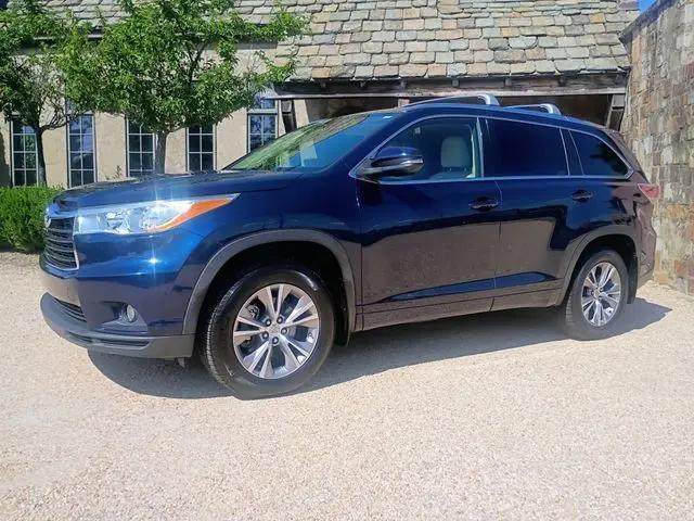 2014 Toyota Highlander XLE V6