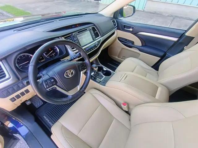 2014 Toyota Highlander XLE V6