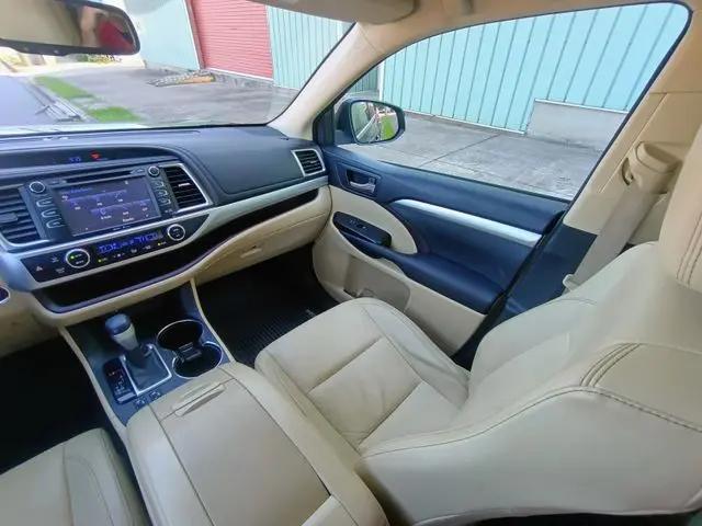 2014 Toyota Highlander XLE V6