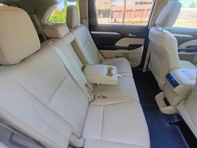 2014 Toyota Highlander XLE V6
