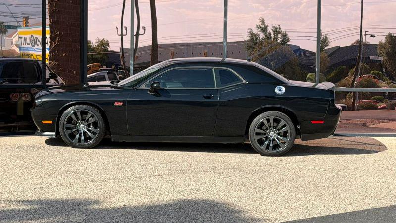 2014 Dodge Challenger SRT8 Core