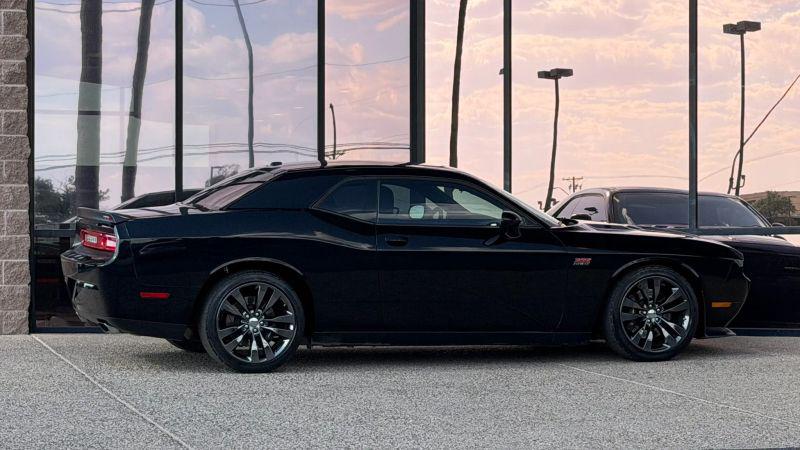 2014 Dodge Challenger SRT8 Core