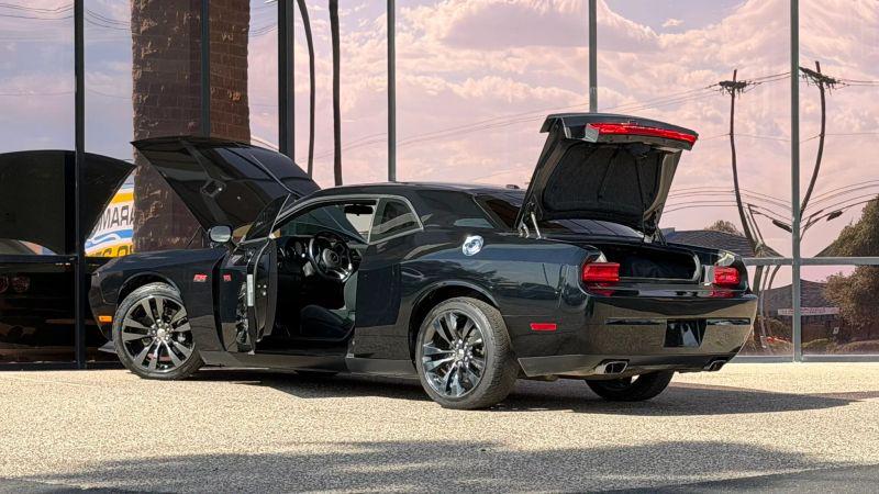2014 Dodge Challenger SRT8 Core