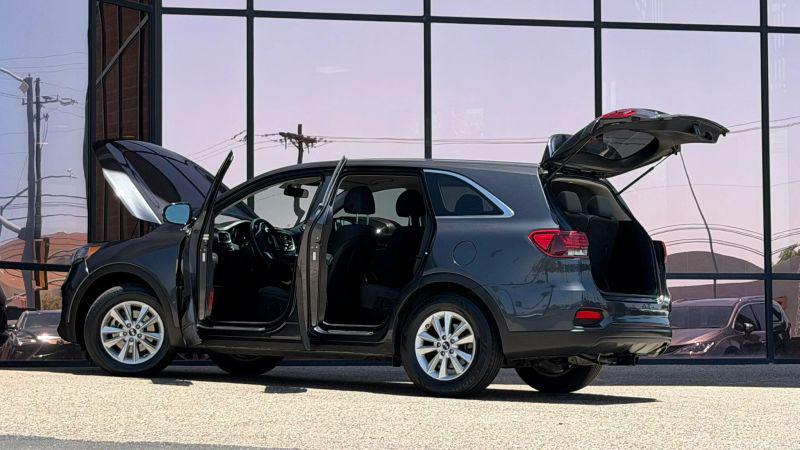 2019 Kia Sorento 3.3L LX