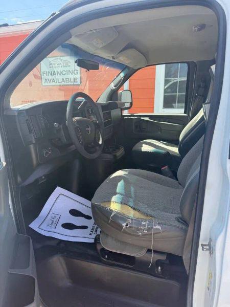 2011 GMC Savana 2500 Work Van