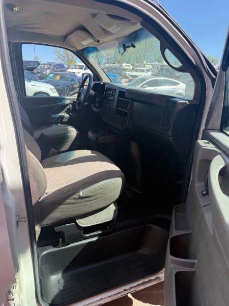 2011 GMC Savana 2500 Work Van