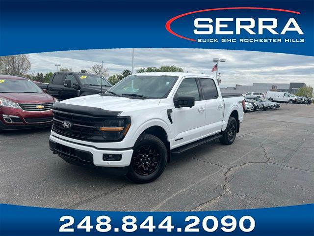 OXFORD WHITE 2024 Ford F-150 XLT SuperCrew 4WD Pickup Truck Four-Wheel Drive Automatic