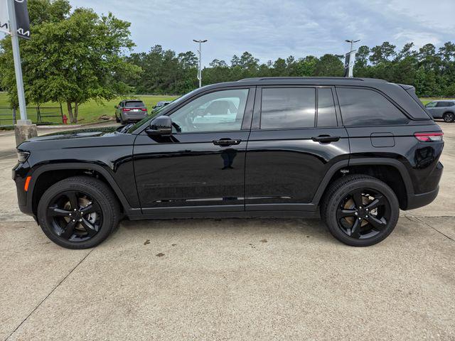 2025 Jeep Grand Cherokee Altitude X 4x2
