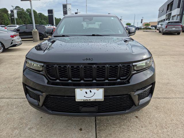 2025 Jeep Grand Cherokee Altitude X 4x2