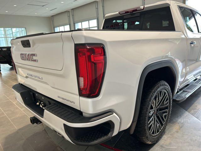 2020 GMC Sierra 1500 4WD Crew Cab Short Box Denali